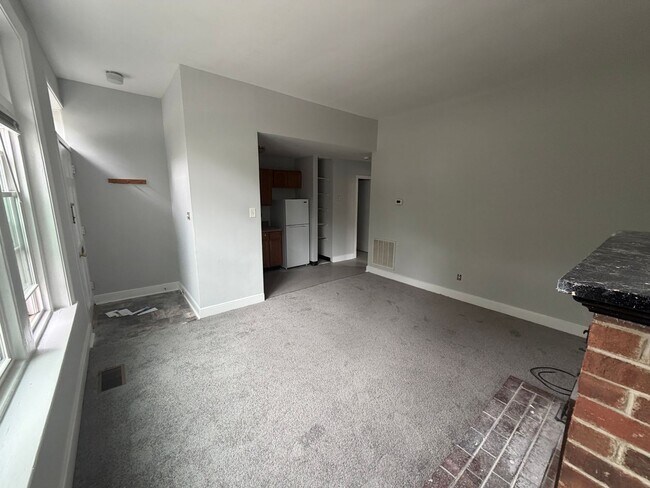 Building Photo - 2627 Floyd Ave