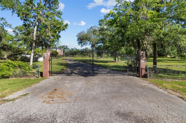 Building Photo - 7088 County Rd 659