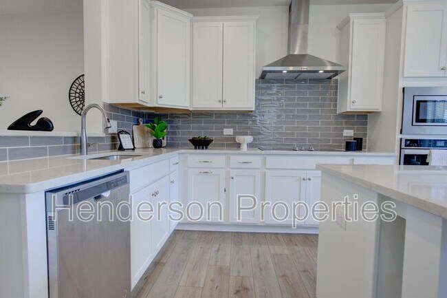 Building Photo - 112 Judson Ave