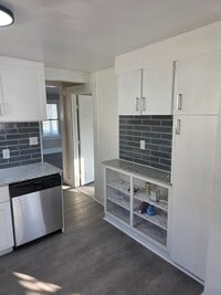 Building Photo - 35 Buffalo St