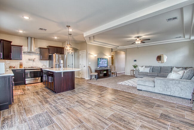 Building Photo - 4716 Christian Azcarate St