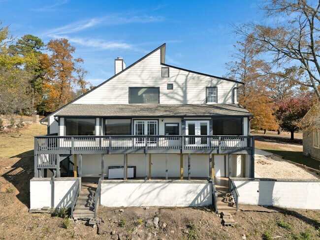 Building Photo - 294 Shades Crest Rd