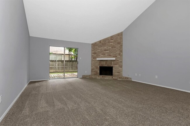 Building Photo - 73 Timberspire Ln