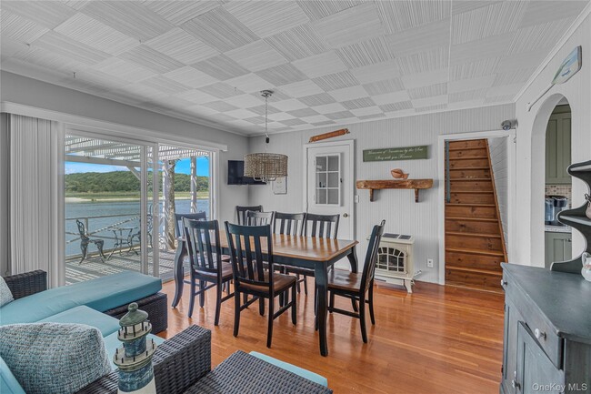 Building Photo - 286 Towd Point Rd