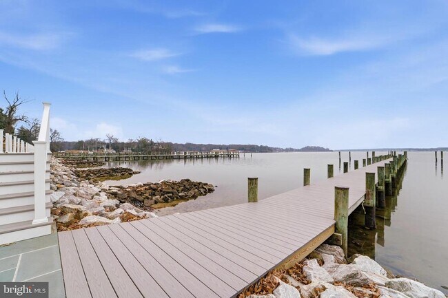 Building Photo - 609 Tebbston Dr