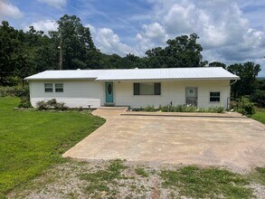 Building Photo - 472595 OK-100