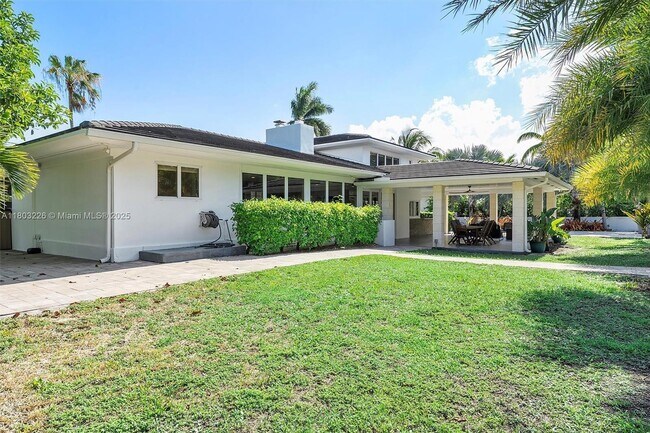 Building Photo - RIVER BAY PARK