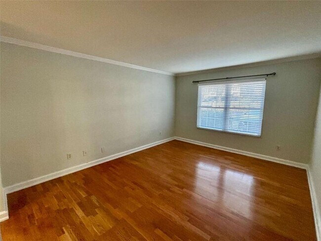 Building Photo - 57 Doranne Ct