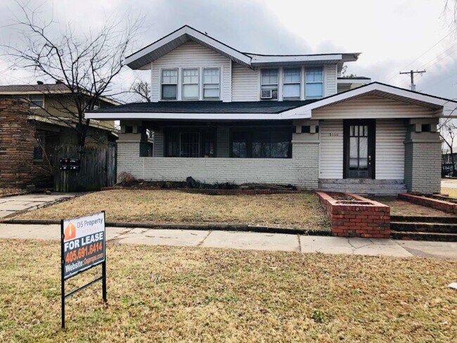 Primary Photo - 2 bedrooms with sunroom, 1 bath , spacious...