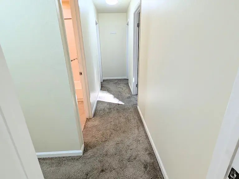 Building Photo - 130 Avenida Espana