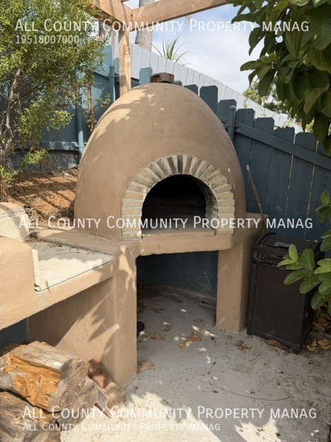 Building Photo - 2956 Mission Village Dr
