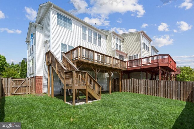 Building Photo - 15041 Clementine Way