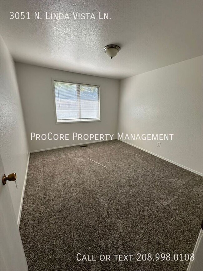 Building Photo - 3051 N Linda Vista Ln