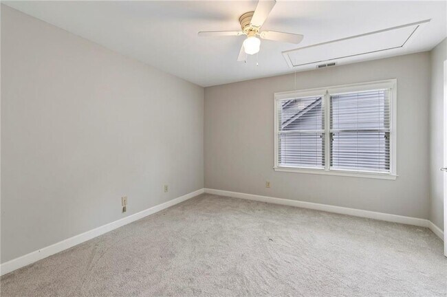 Building Photo - 3740 Ashford Point