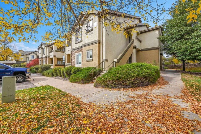 Primary Photo - $1,750.00, 3-bed, 2-bath, located in Color...