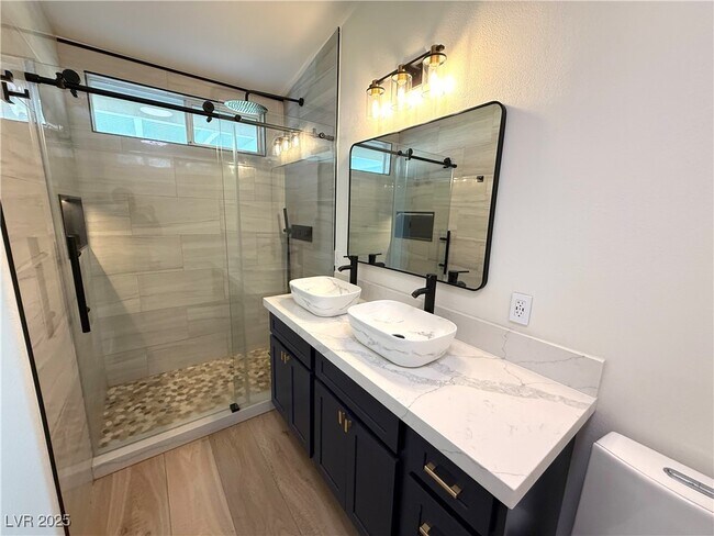 Building Photo - 5908 Red Saturn Dr