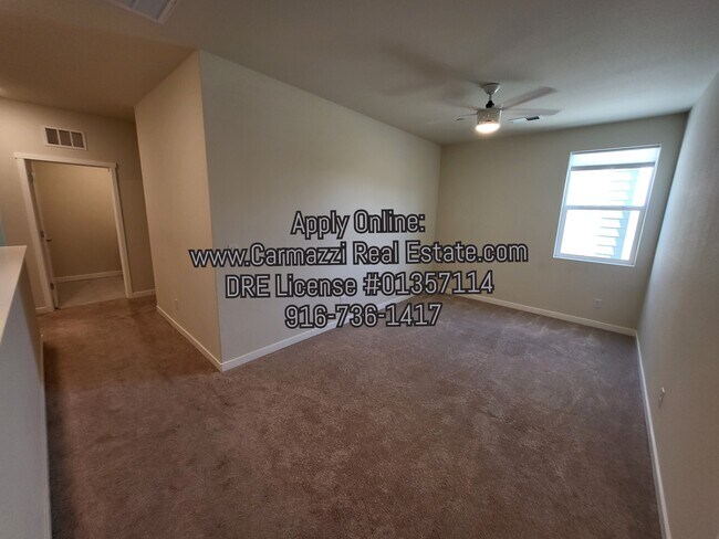 Building Photo - 3224 Finch Ln
