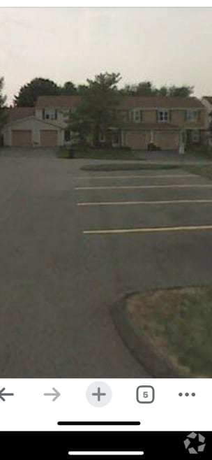 Building Photo - 20 Chestnut Ct