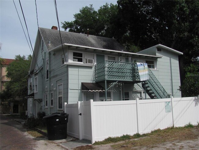 Building Photo - 524 3rd St N