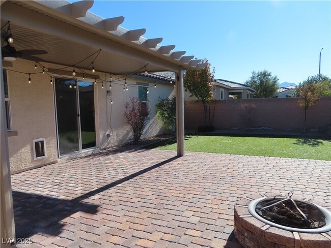 Building Photo - 2771 Alta Vista St