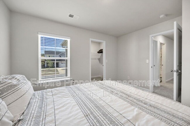 Building Photo - 706 Common Widgeon Wy