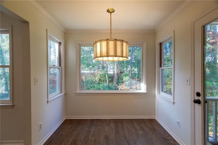 Building Photo - 45 St Claire Ln NE