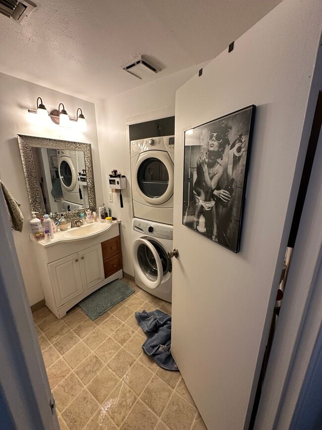 Building Photo - Log College - affordable 2-bedroom apartme...