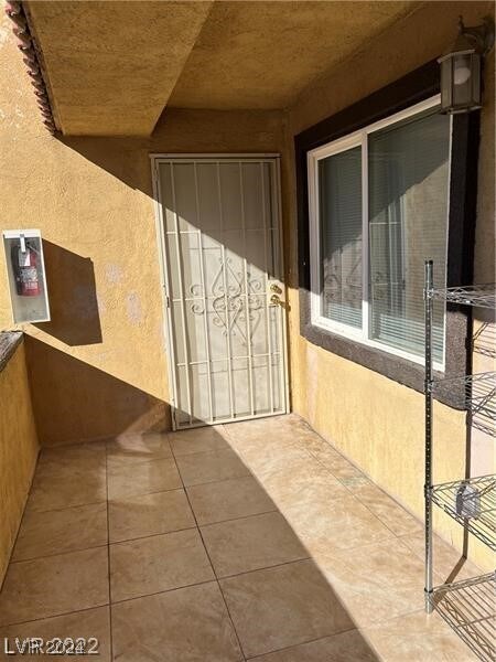 Building Photo - 6966 Issac Ave