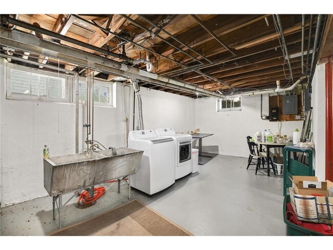 Building Photo - 4304 Beard Ave S