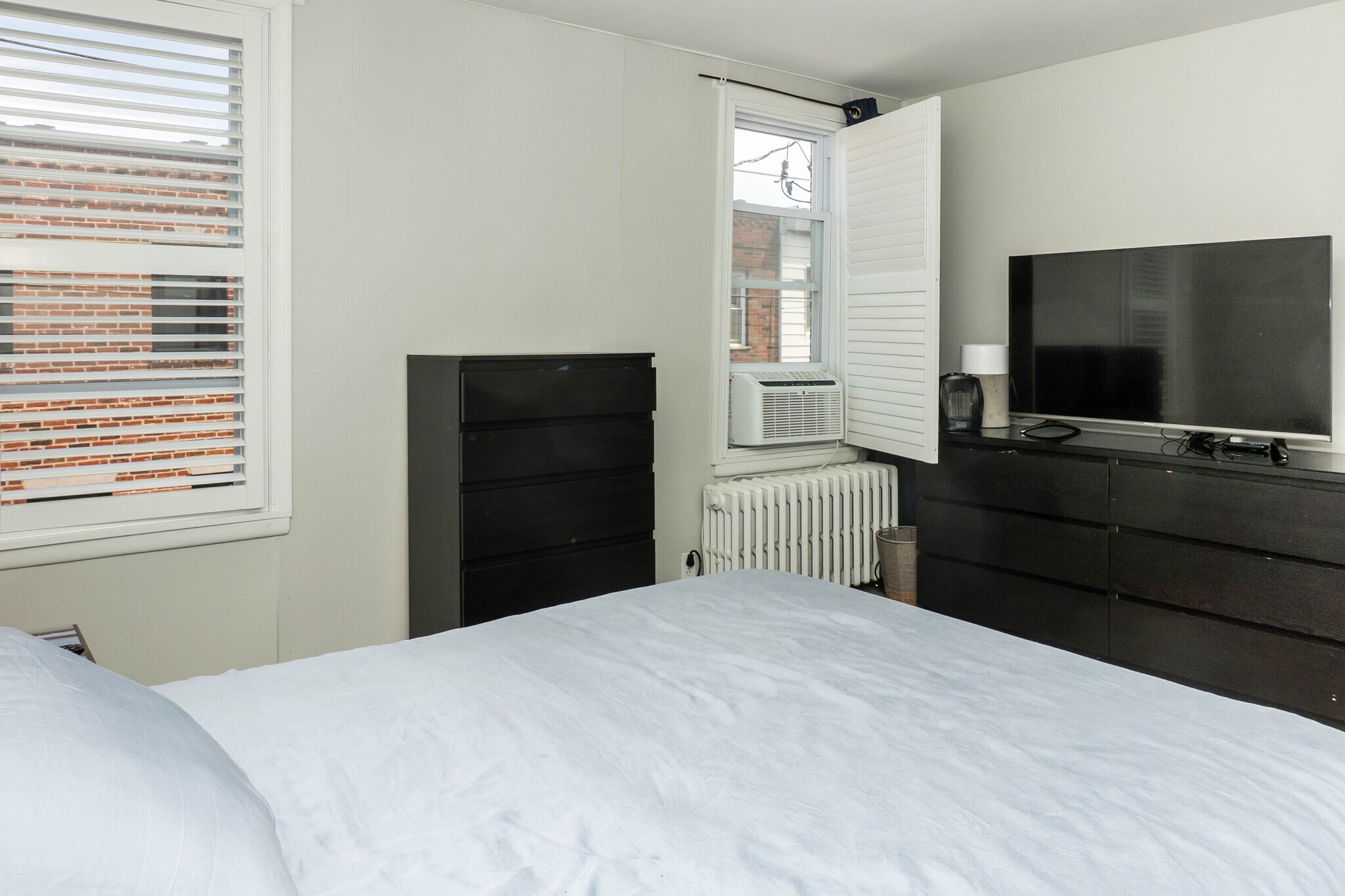 Building Photo - 1230 Mercy St