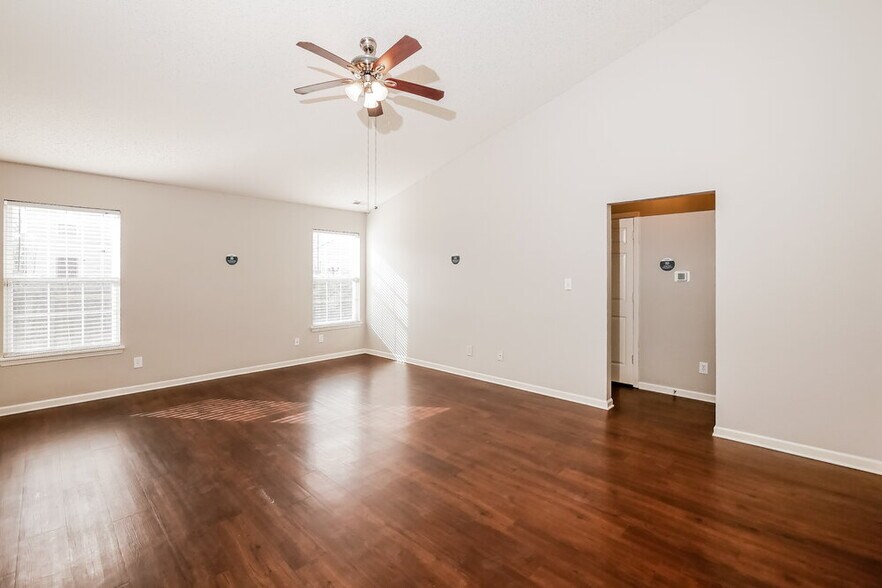 Building Photo - 3738 Laurel Cherry Ln