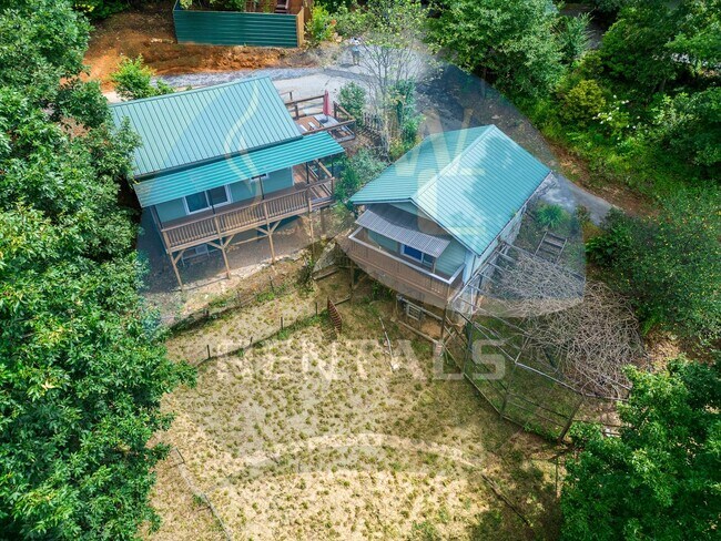Building Photo - 107 Loveland Vis