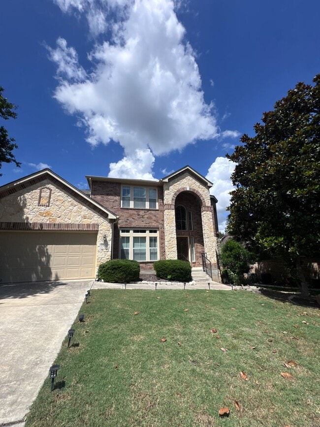 Building Photo - Gorgeous 4 BD | 3.5 BA | 2 CAR GARAGE Available in Sonoma Ranch Helotes! Move in Ready July 2026!