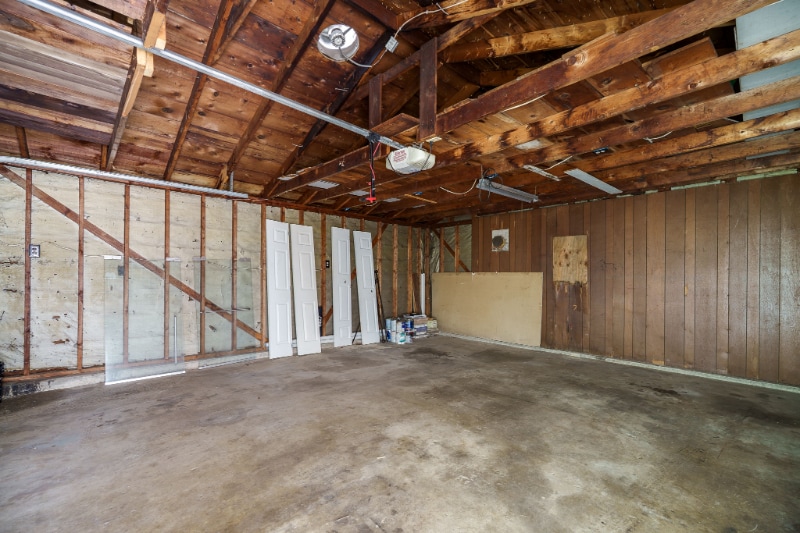 Building Photo - 3900 Montevideo Dr