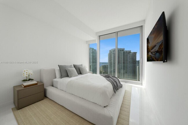 Building Photo - 300 Biscayne Blvd Way