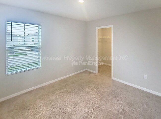 Building Photo - 12937 Camarillo Pl