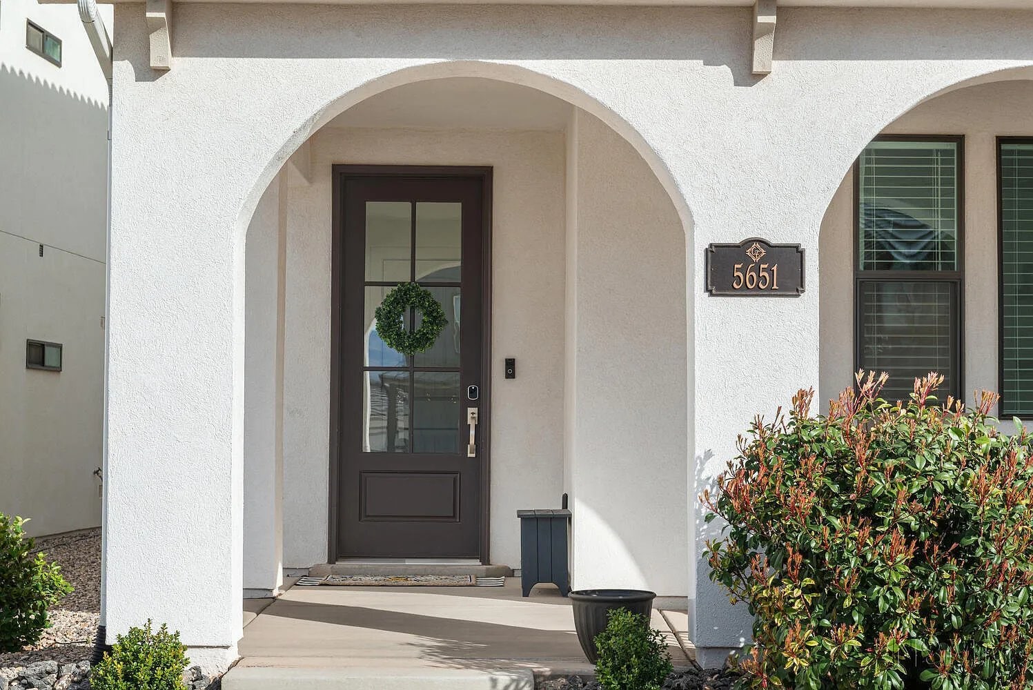 Building Photo - 5651 S Garnet Dr