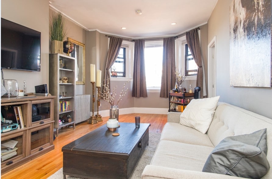 Interior Photo - 270 Newbury St