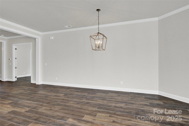 Building Photo - 4727 Anise Cir