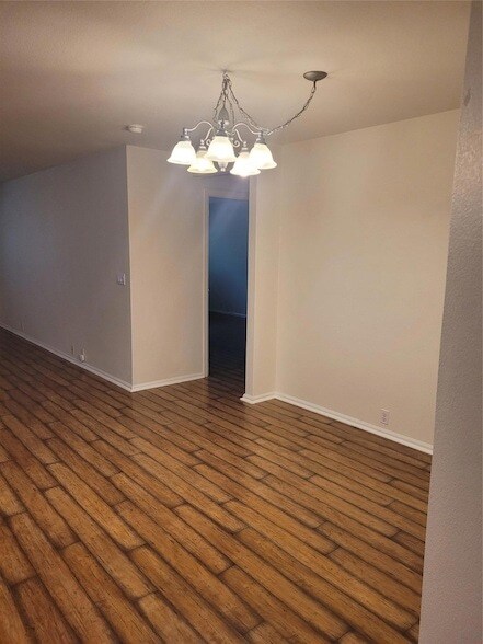 Building Photo - 433 Moorhen Cove