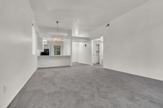 Building Photo - 180 W Lemon Ave