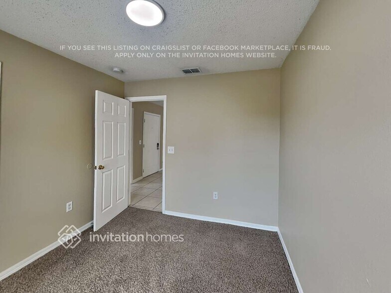 Building Photo - 465 Gannet Ct