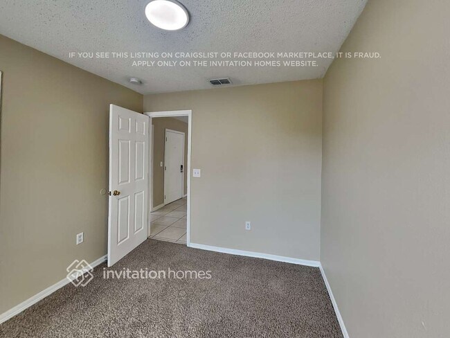 Building Photo - 465 Gannet Ct