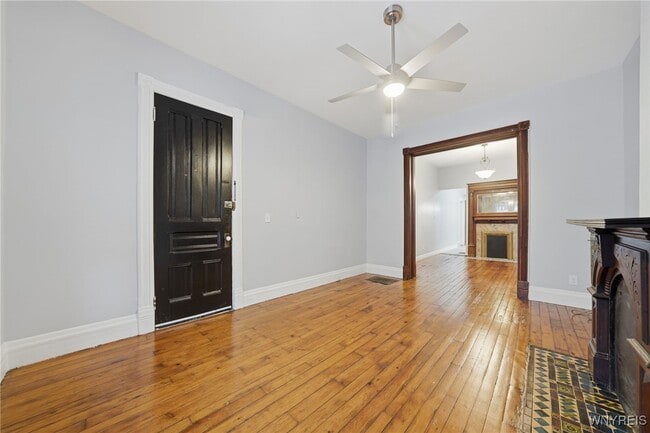 Building Photo - 76 Anderson Pl