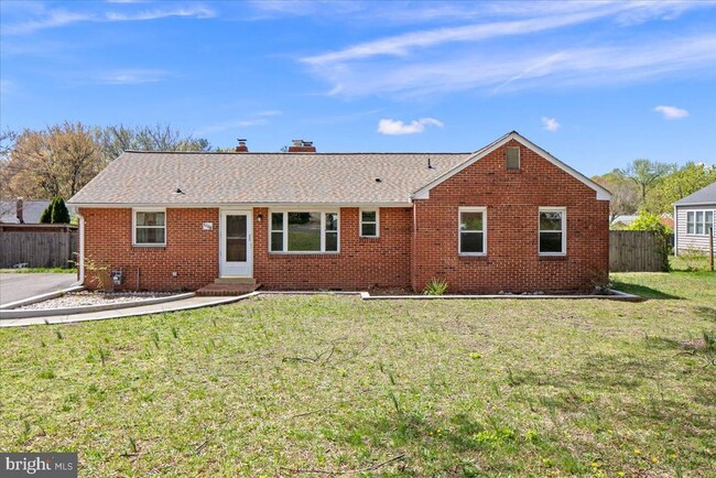 Building Photo - 6008 Brookland Rd