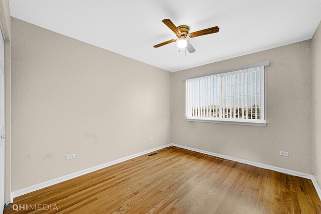 Building Photo - 7248 Bradford Ct