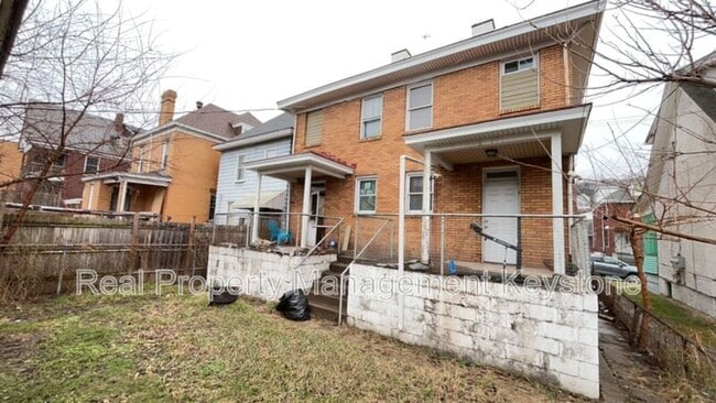 Building Photo - 709 Woodward Ave