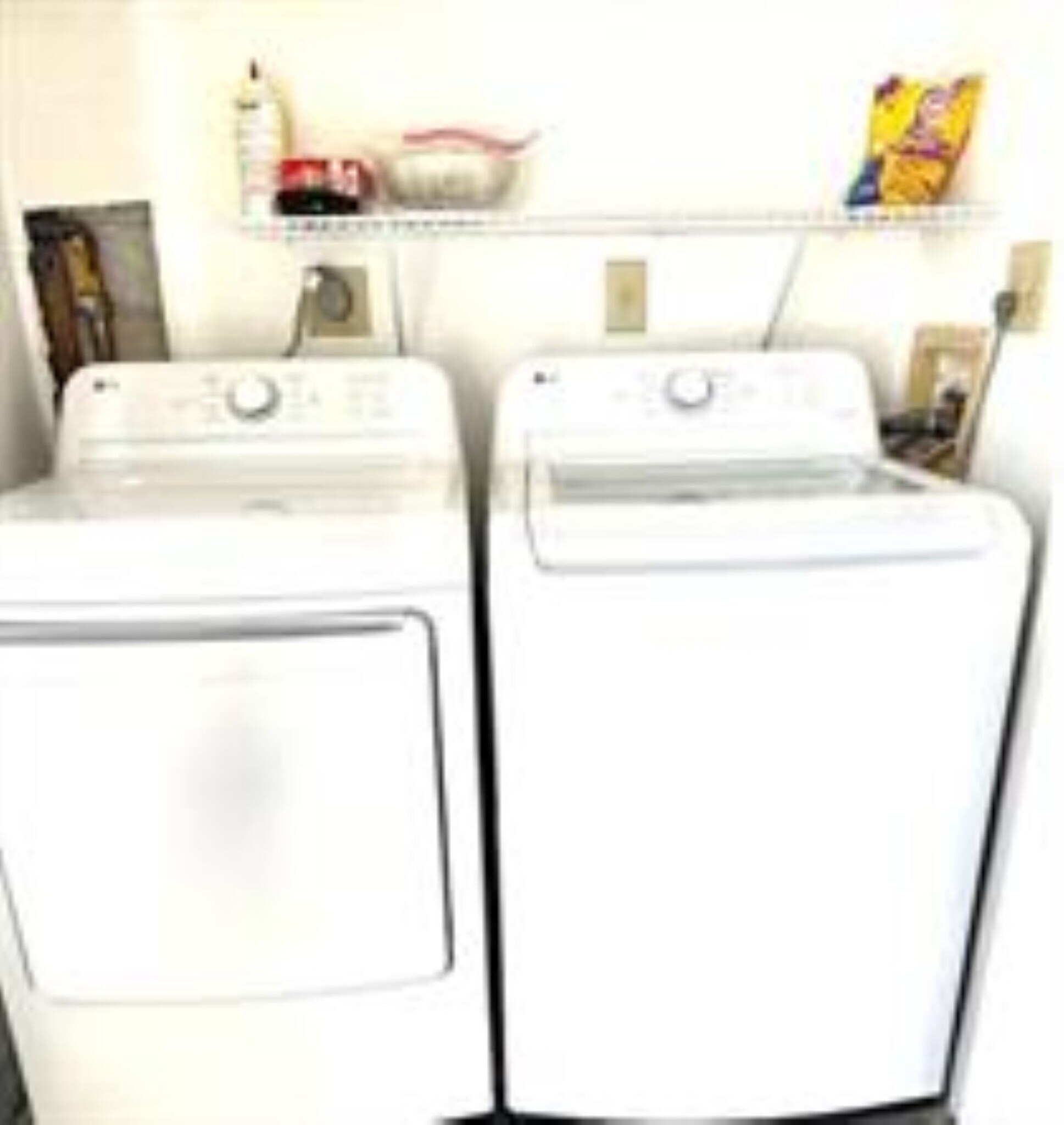 Building Photo - 2810 N Oakland Forest Dr