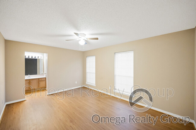 Building Photo - 6936 Magnolia Trace