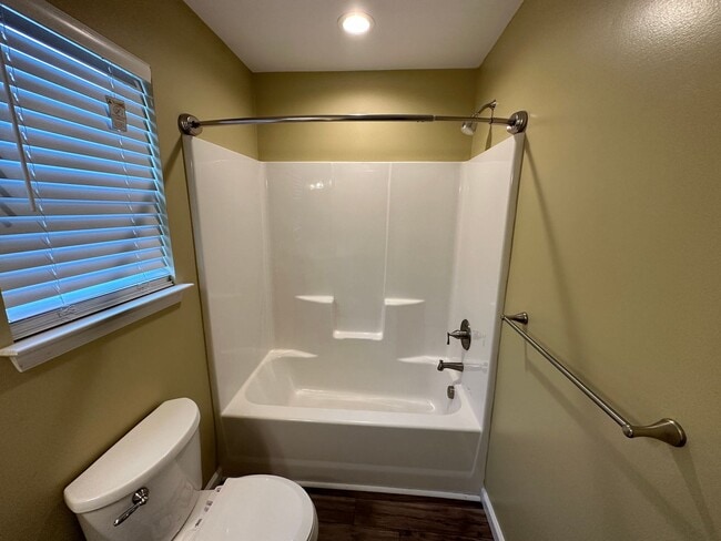 Building Photo - Water View Condo
